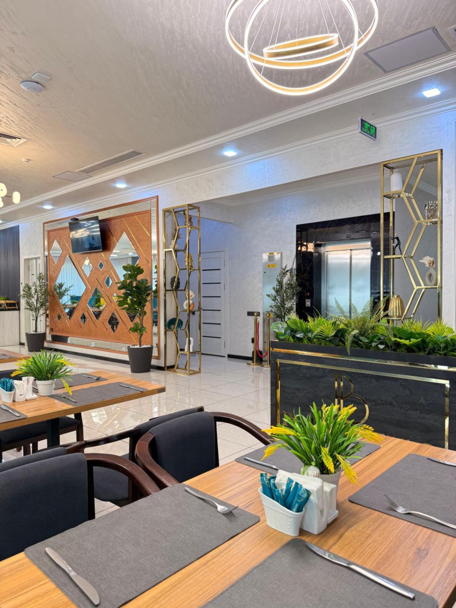 Porto Bello Hotel Ташкент Екстер'єр фото